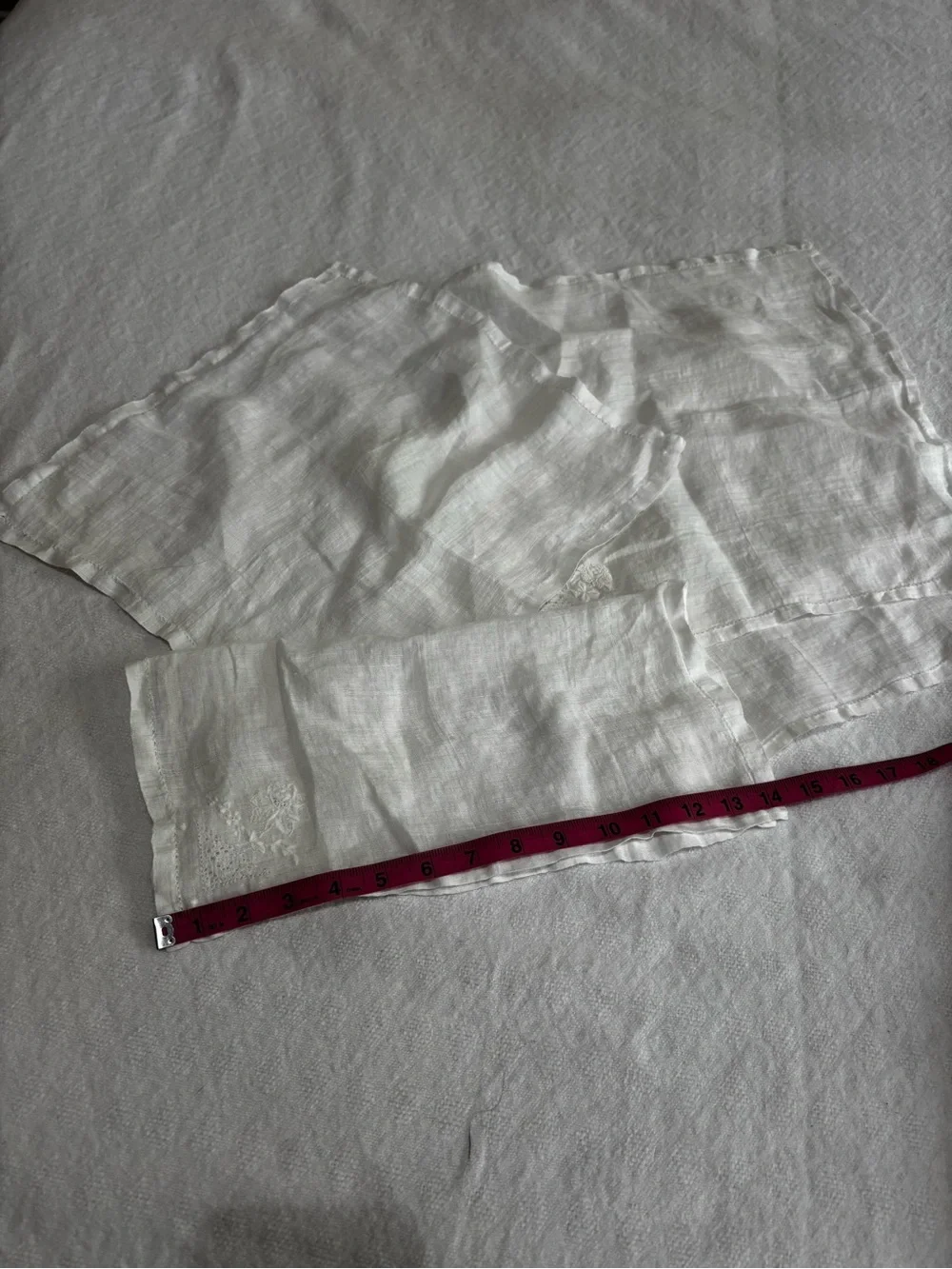 Classic White Embroidered Linen Napkins - Multipack